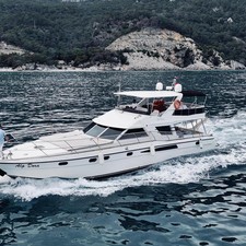 Fairline Alp Dora