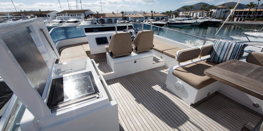 Fairline Squadron 65