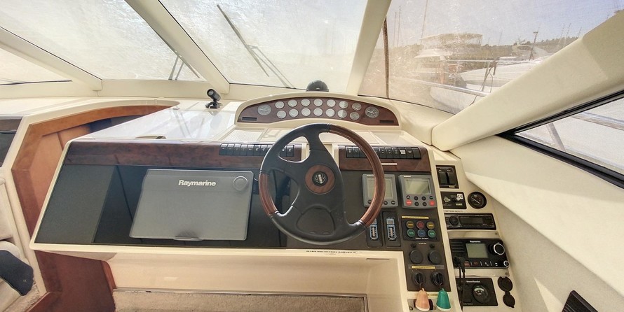 Fairline Squadron 59