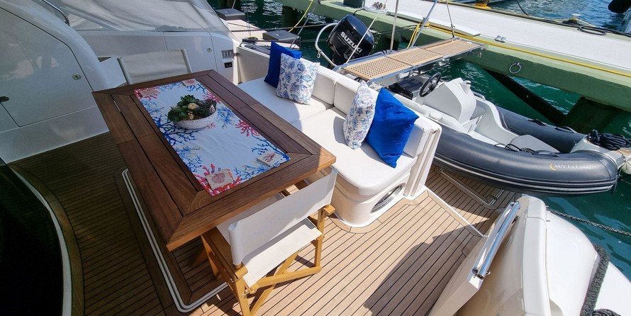 Fairline 55 Squadron