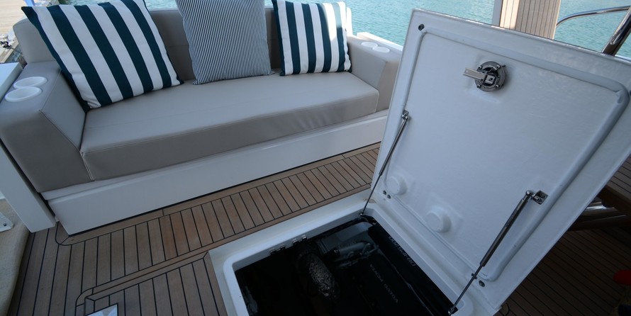 Fairline 50 Squadron