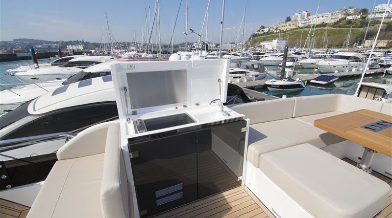 Fairline 50 Squadron