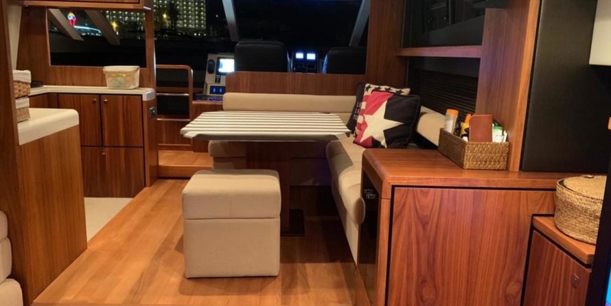 Fairline 58 Squadron