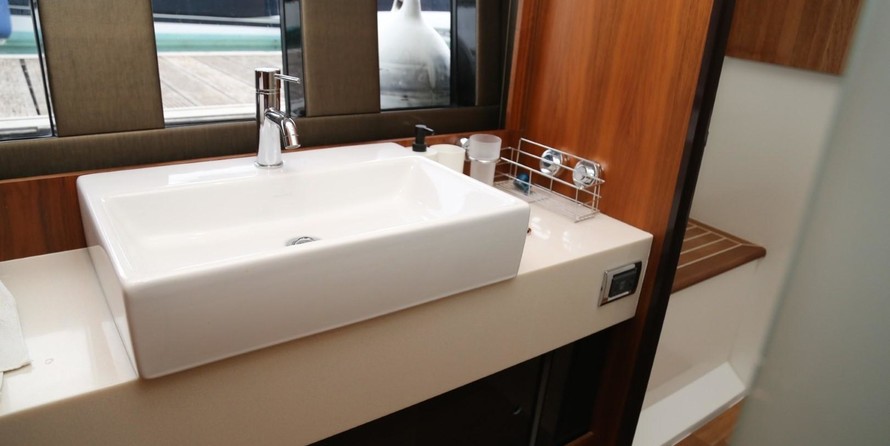 Fairline 58 Squadron