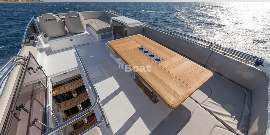 Fairline Squadron 53