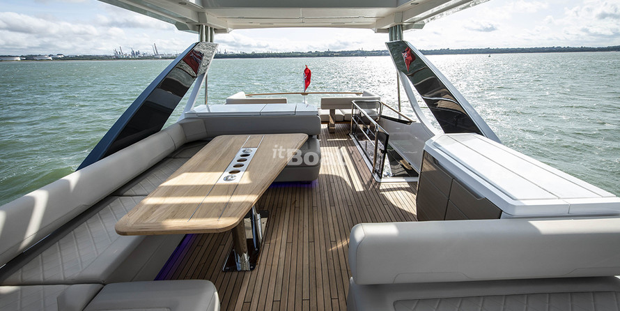 Fairline 68 Squadron