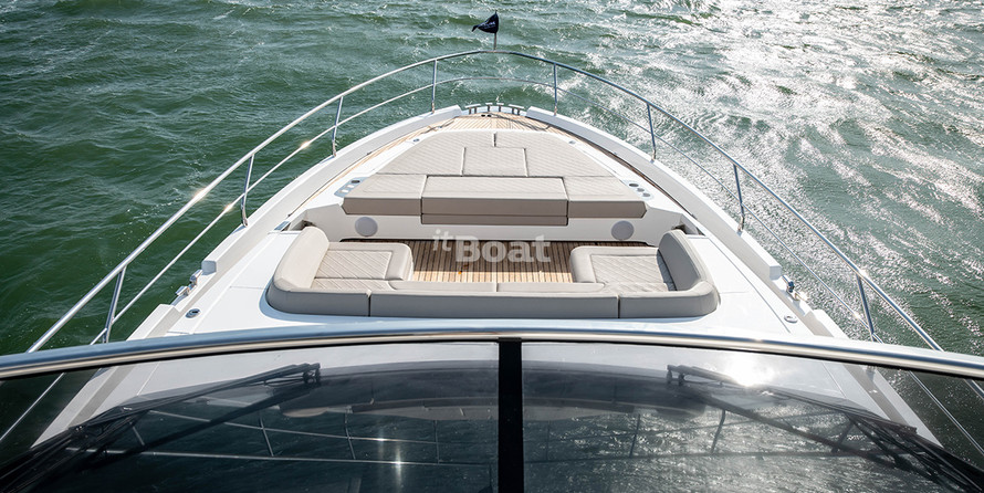 Fairline 68 Squadron