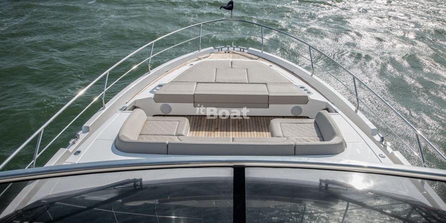 Fairline 68 Squadron