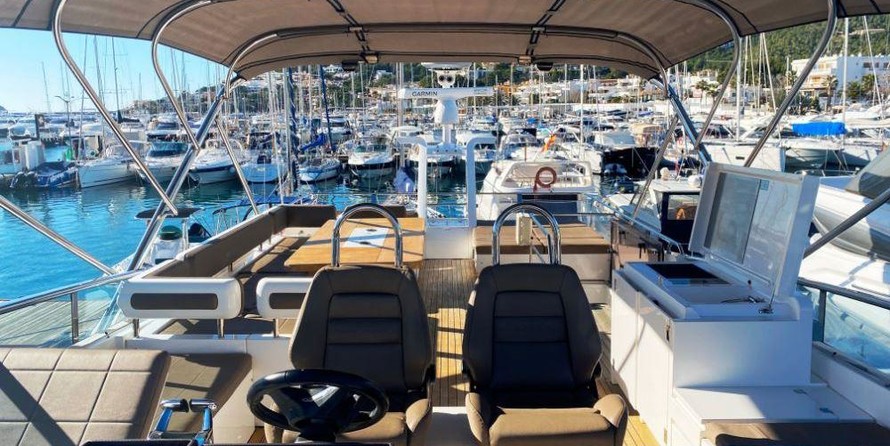 Fairline Squadron 65