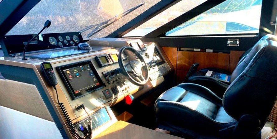 Fairline Squadron 65