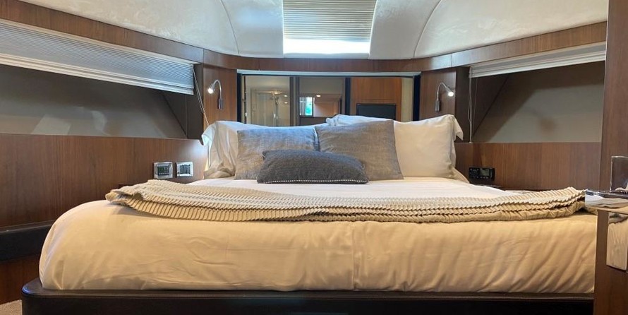 Fairline Squadron 65