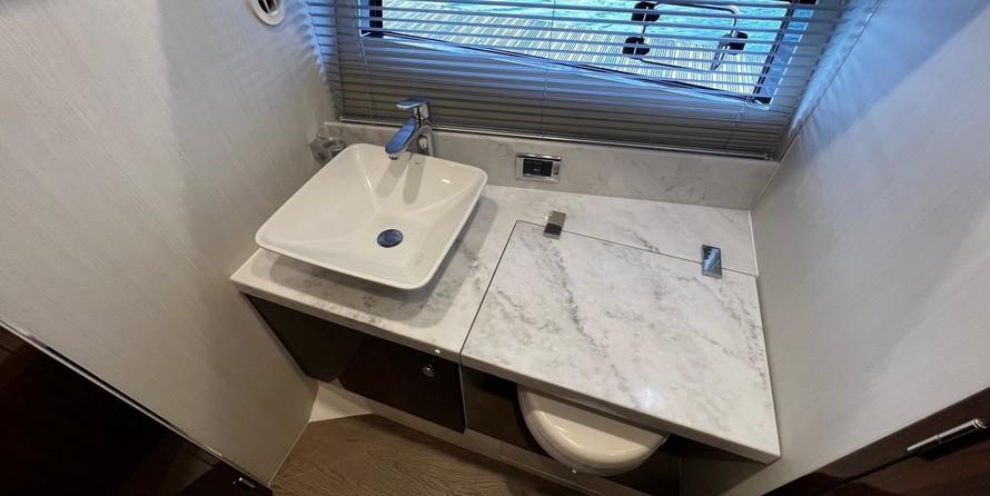 Fairline 50 Squadron