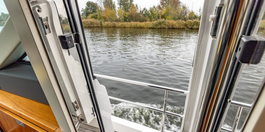 Fairline 58 Squadron