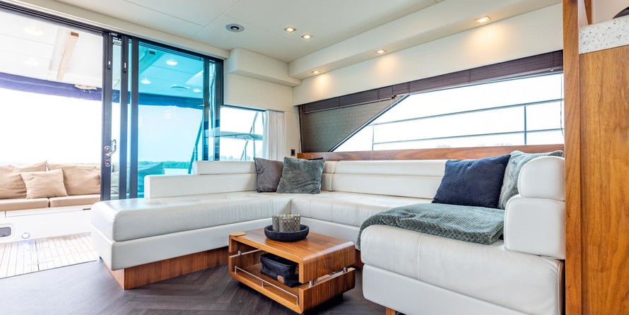 Fairline 58 Squadron