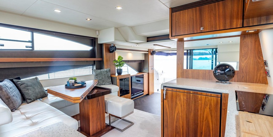 Fairline 58 Squadron