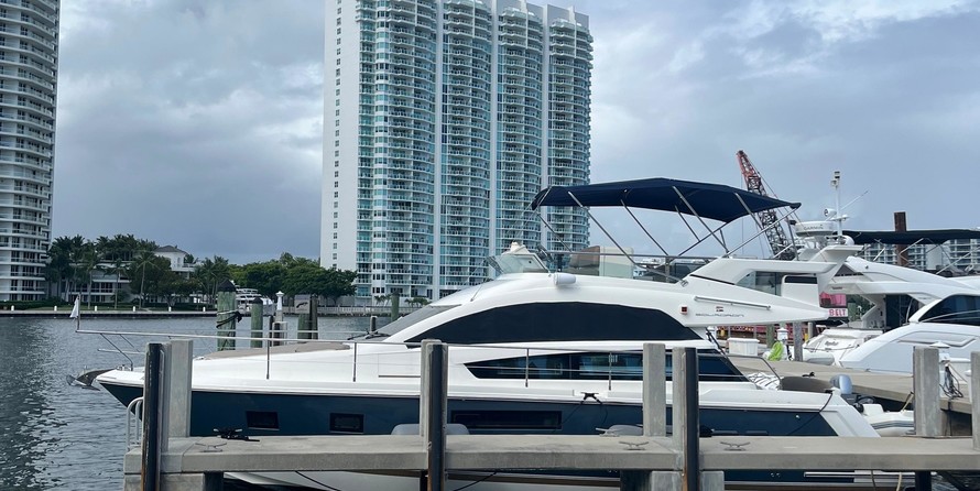 Fairline 42 Squadron