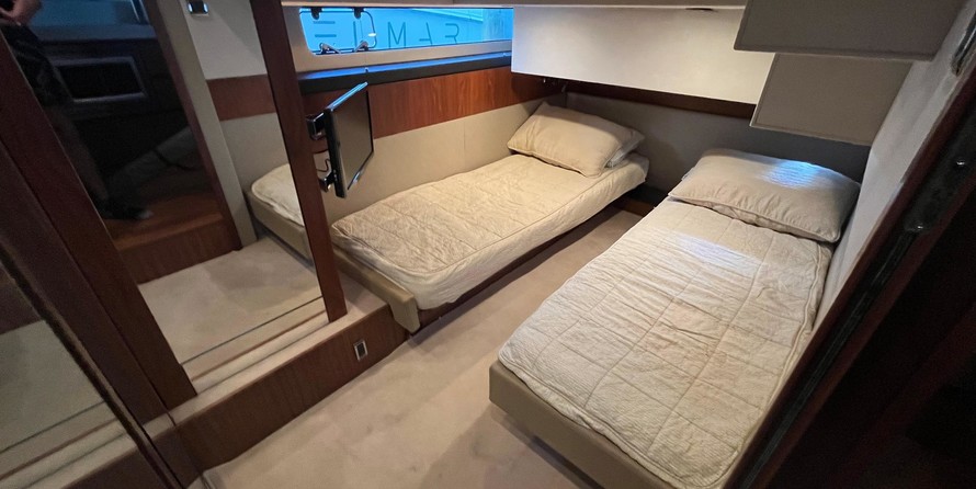 Fairline 42 Squadron