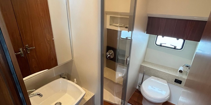 Fairline 42 Squadron