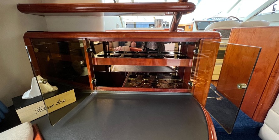 Fairline Squadron 59