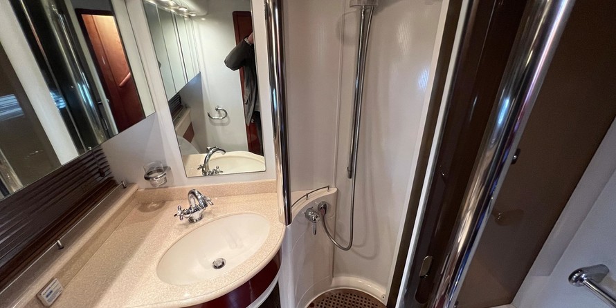 Fairline Squadron 59