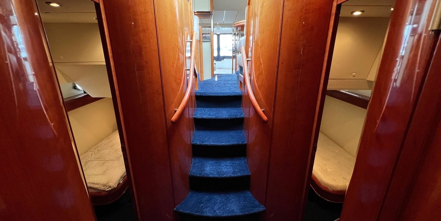 Fairline Squadron 59