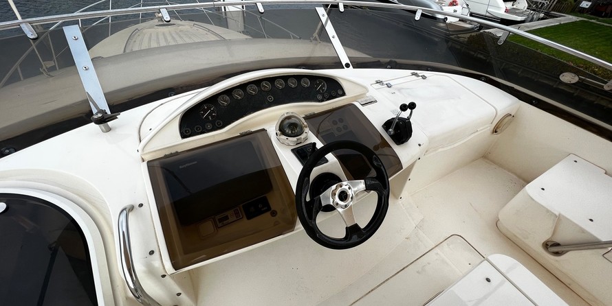 Fairline Squadron 59