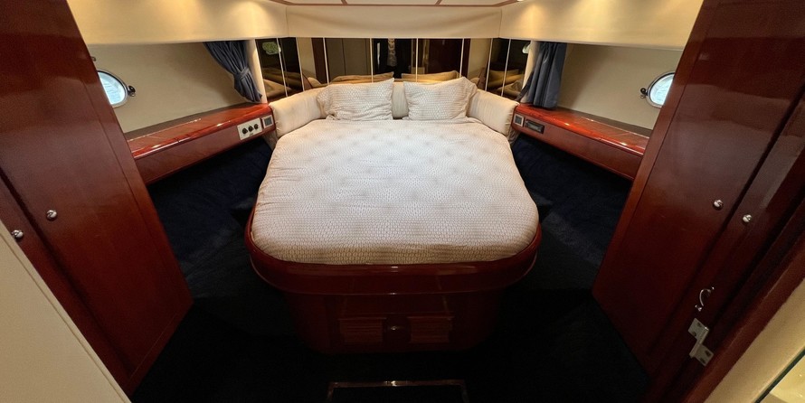 Fairline Squadron 59