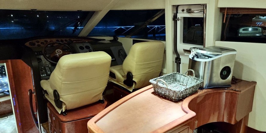 Fairline 58 Squadron