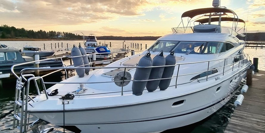 Fairline 58 Squadron