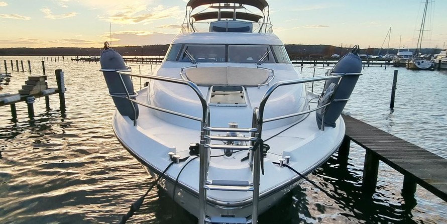 Fairline 58 Squadron