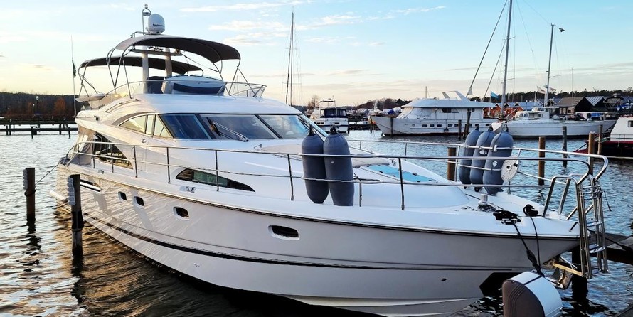 Fairline 58 Squadron