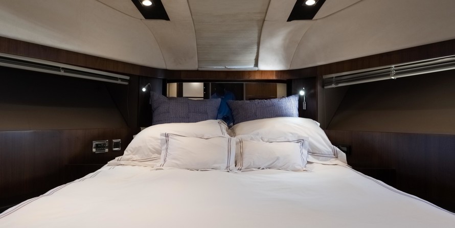 Fairline Squadron 65