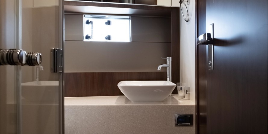 Fairline Squadron 65