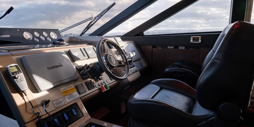 Fairline Squadron 65