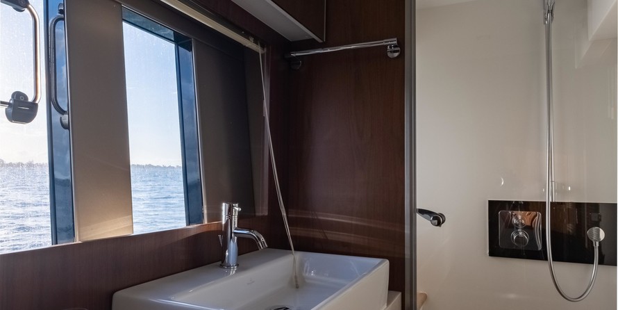 Fairline Squadron 65