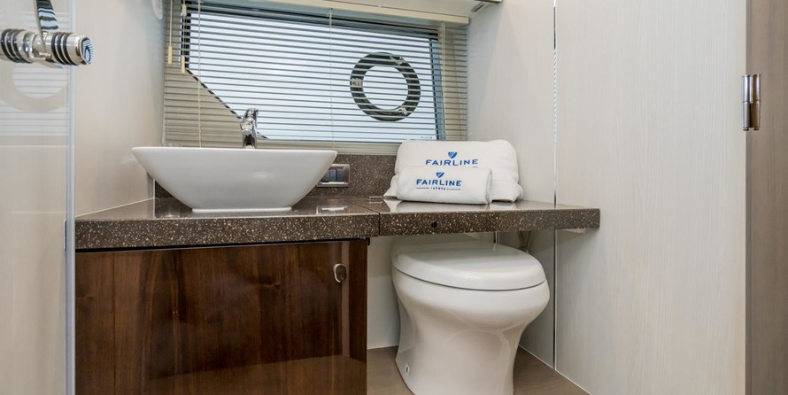 Fairline 50 Squadron