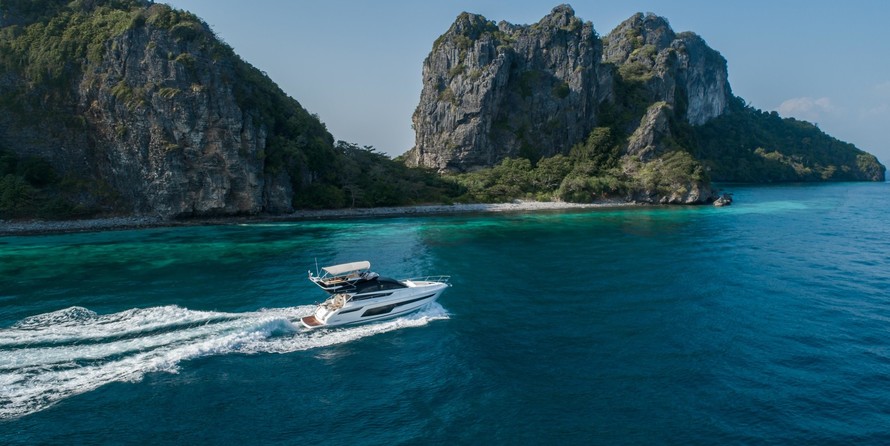 Fairline 50 Squadron